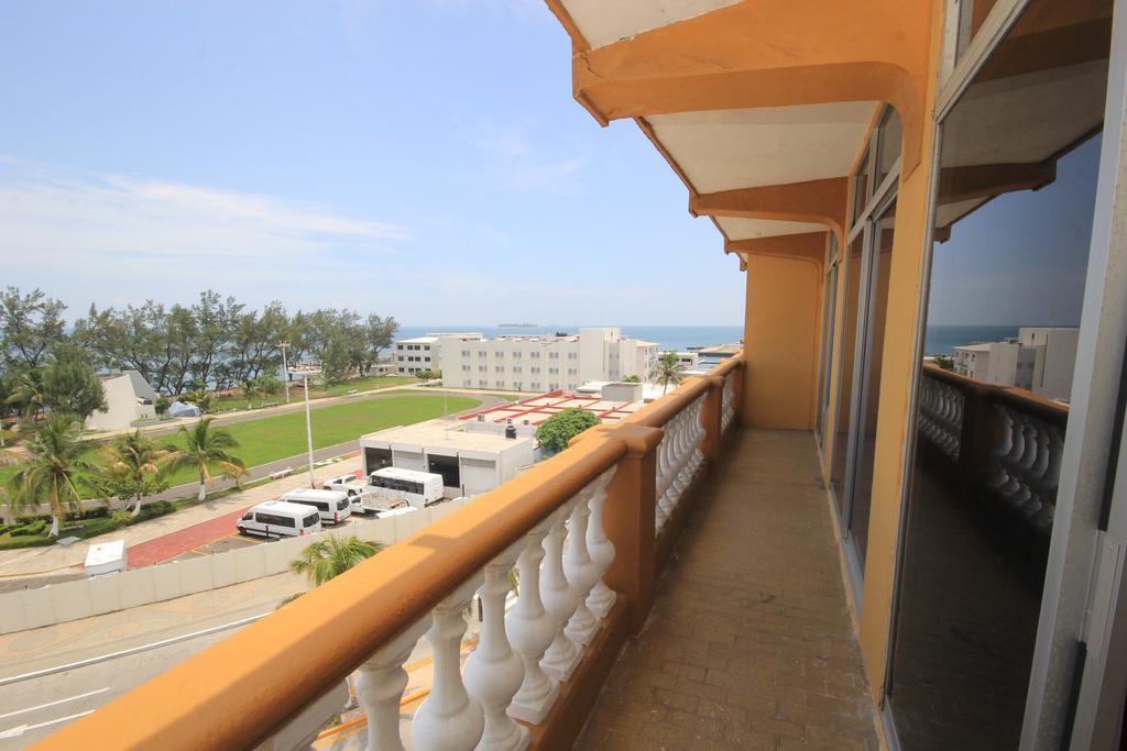 Howard Johnson By Wyndham Veracruz Buitenkant foto